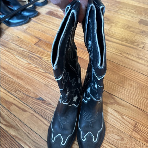 Zara Black Cowboy Boots with Star Accents - Picture 3 of 4